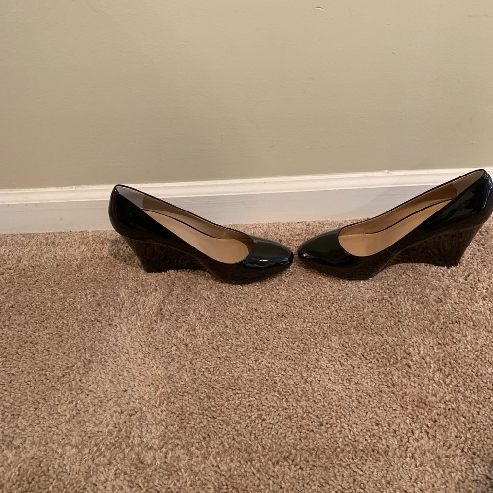 Banana Republic black wedge heels